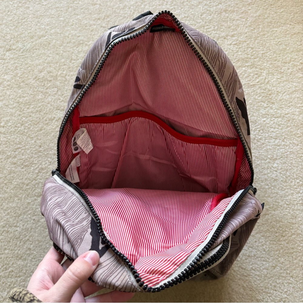 Herschel Supply Company Unisex Backpack. Retired Pattern. - Picture 3 of 6